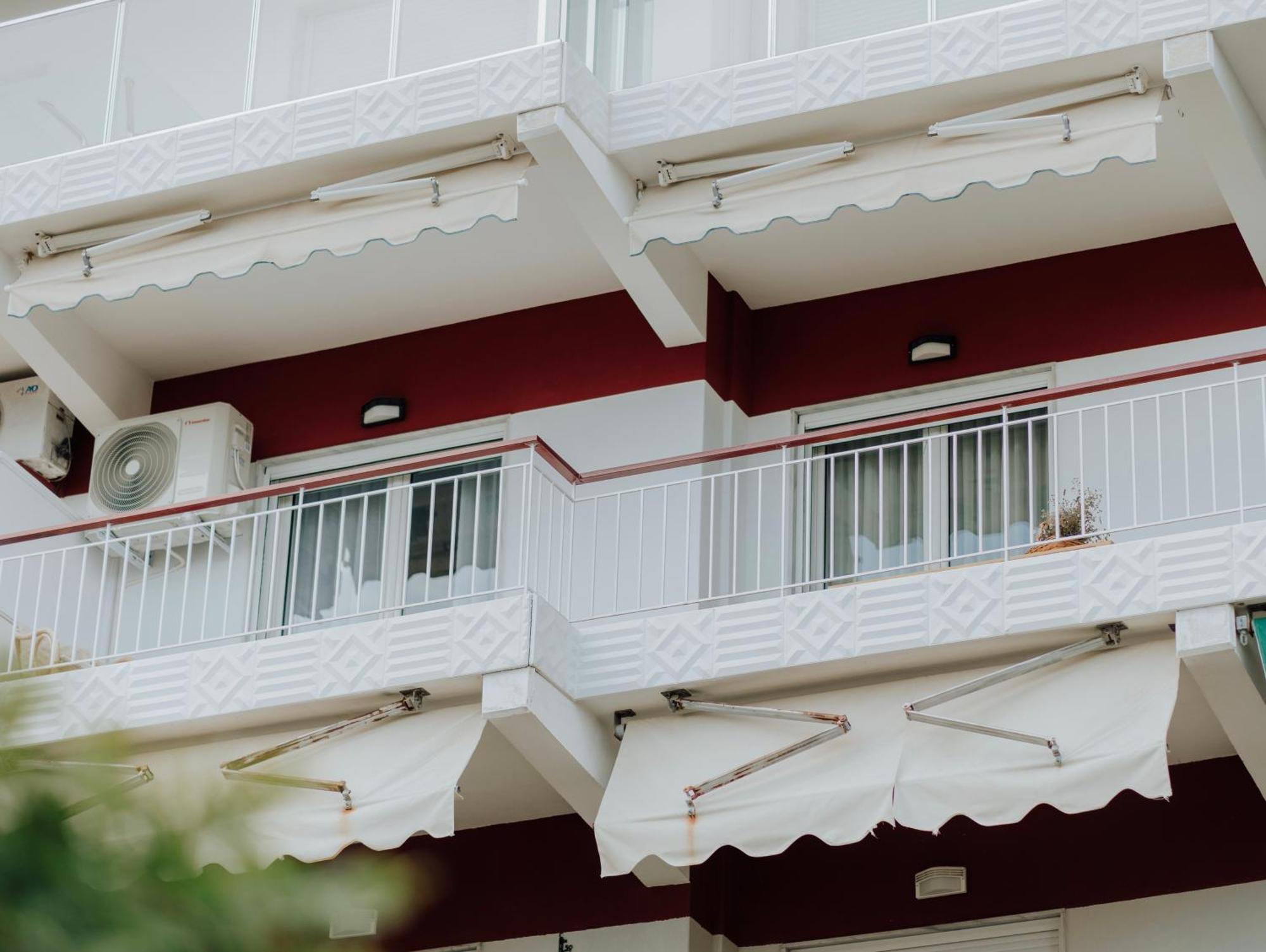 Mimoza'S Sea View Apartment Palaiontsiflikion Exterior photo